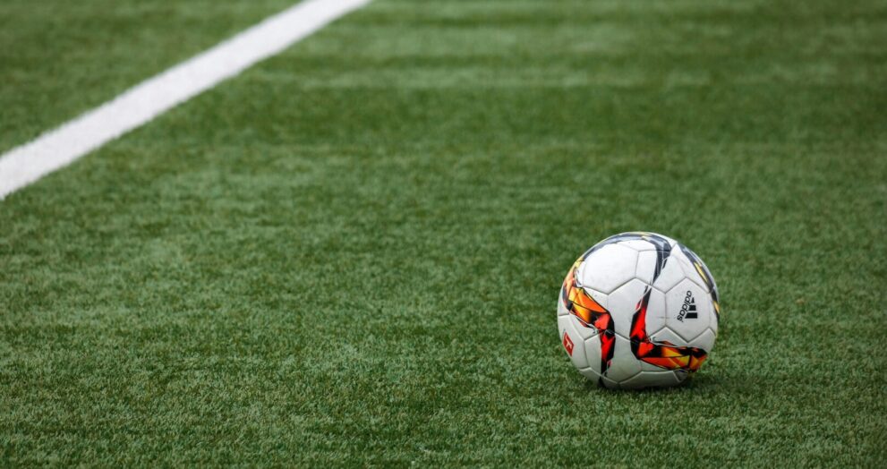 Balón de fútbol. PEXELS