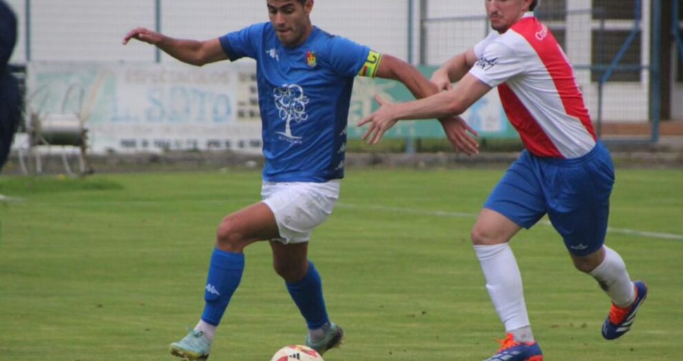 Samuel Rumbo, do Oza Juvenil, nun encontro da temporada pasada. OZA JUVENIL